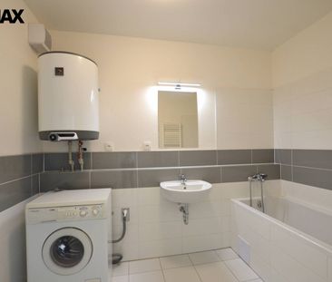 Pronájem bytu 1+kk 41 m² - Photo 1