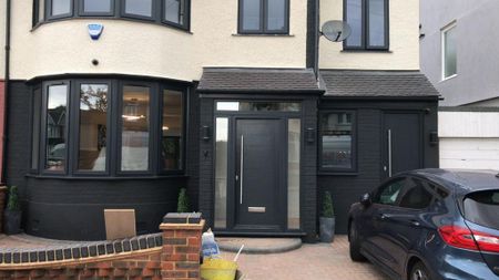 Studio to rent - Photo 5