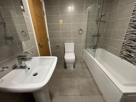 1 bedroom apartment to rent - Photo 4