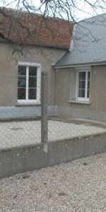 Maison à LOUER à JALLANS - quartier très calme - Photo 4