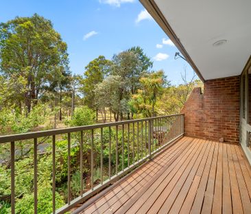 11 Barnet Close, Swinger Hill ACT 2606 - Townhouse For Rent | Domain - Photo 4