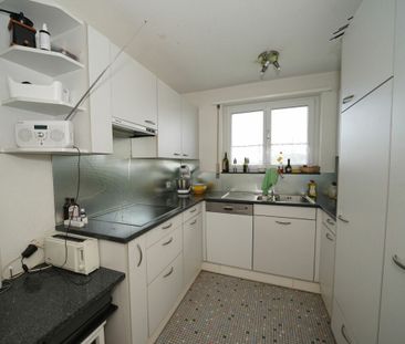 Charmantes 4.5 Zimmer Einfamilienhaus mit 500m2 Umschwung/Garten - Photo 4