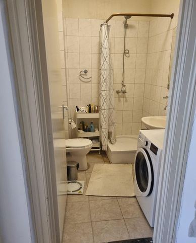 Te huur een zeer ruim opgezet appartement voor studenten gelegen aan de centrumrand van Breda. - Photo 5