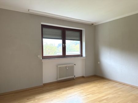 PURNHAGEN-IMMOBILIEN - Gepflegte Wohnung mit Fahrstuhl und Balkon in ruhiger Wohnlage von Bremen-St.Magnus! - Photo 3
