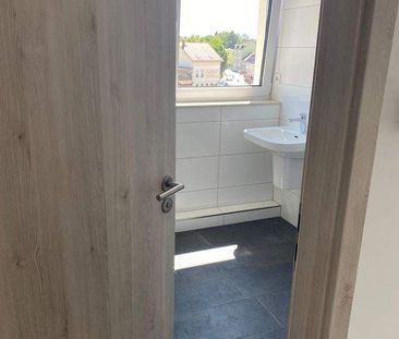 Moderne 2 Raum Wohnung Balkon Werdau ab sofort zu vermieten - Photo 4