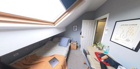 3 bedroom flat to rent - Photo 4