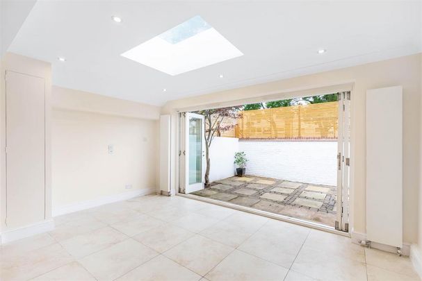 4 bedroom house to rent - Photo 1