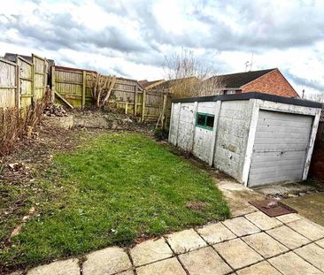 3 Bed End Terrace, St Saviours Road, RG1 - Photo 3