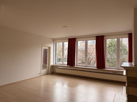 Ruim appartement te huur met 2 slaapkamers op een TOPlocatie te Lier! - Foto 2