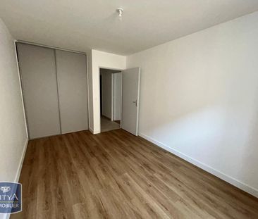 Location Appartement 3 pièces 60m² VILLEFRANCHE SUR SAONE 69400 - Photo 2