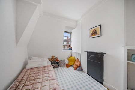 3 bedroom flat to rent - Photo 5