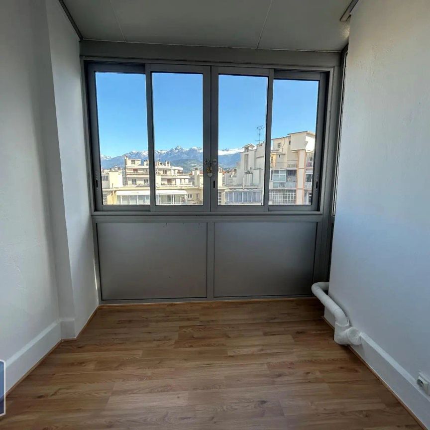 Appartement à louer 4 pièces 87.05m² - Photo 1