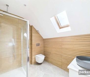 Colemans Moor Road, Woodley, Reading, Berkshire, RG5 - Photo 4