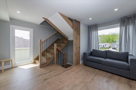 For Lease - 405 Limerick Street, Innisfil, Ontario - Photo 5