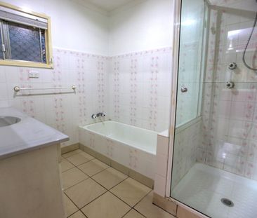 Large Family House, Save Hundred dollars each month on electricity ... - Photo 6