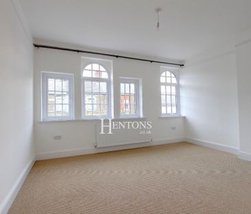 2 bedroom maisonette to rent - Photo 2