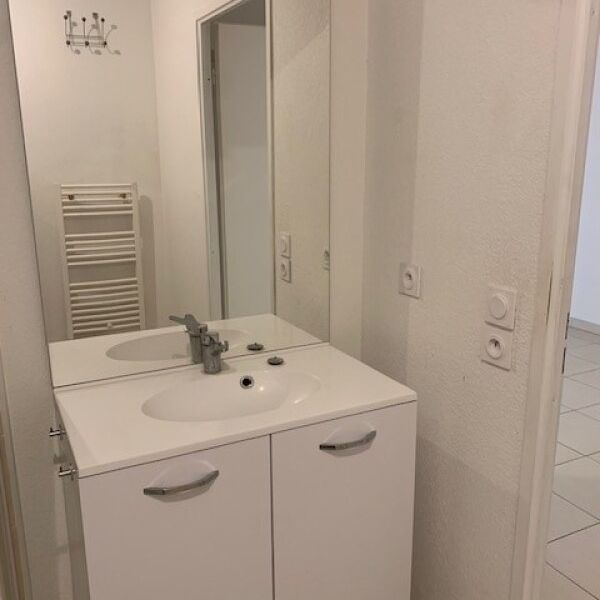 Location Appartement 1 pièce 31m² MONTPELLIER 34070 - Photo 1