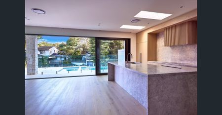 Newly Built Prestige Home in Bayview - Photo 3