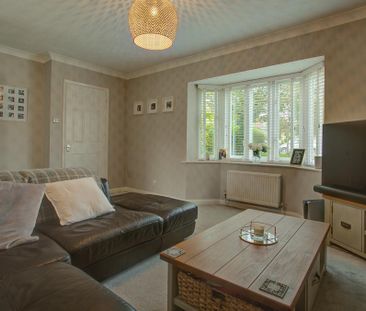 3 bedroom semi-detached house to rent - Photo 1