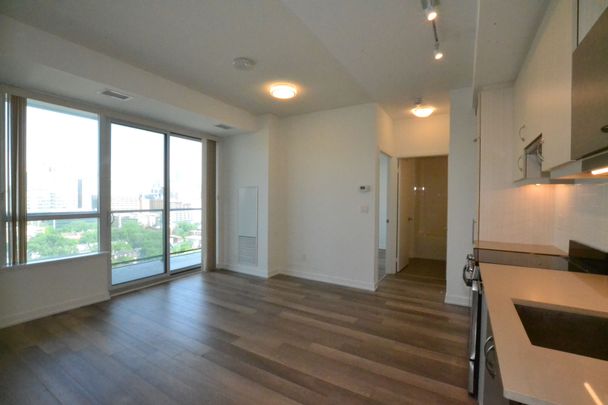 For Lease - 181 Huron Street Unit# 1508, Toronto, Ontario - Photo 1