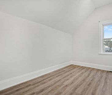 For Lease - 33 Dalkeith Avenue, Hamilton, Ontario - Photo 5