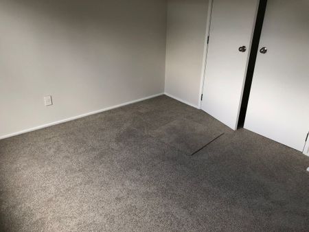 East Tamaki - Photo 5