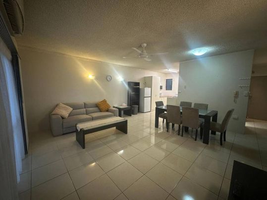 Furnished & Spacious Inner-City Apartment! - Photo 1