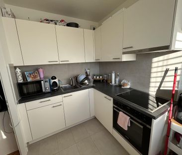 Bel appartement de 2 pièces au 3ème étage - Foto 2