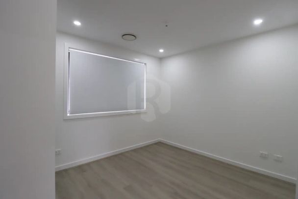 “Modern Brand new 4-Bedroom Townhouse in Riverstone up for LEASE!” - Photo 1