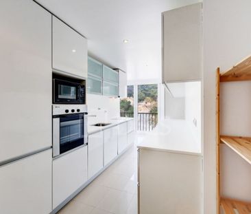 2 room luxury Apartment for rent in Centro (Sao Mamede), Lisbon - Photo 2