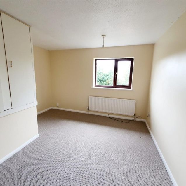 2 Bedroom House to Rent in Arundel Court, Kettering, Northants, NN15 - Photo 1