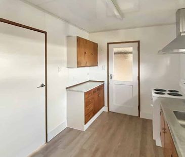 2 BEDROOM UNIT - WAIROA - Photo 3