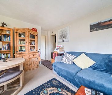 Badgers Cross, Milford, Surrey, GU8 - Photo 3