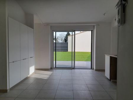 Location Maison 6 pièces 103m² - Photo 3