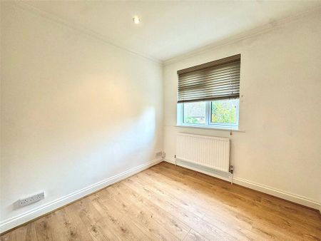 2 bedroom penthouse to rent - Photo 5