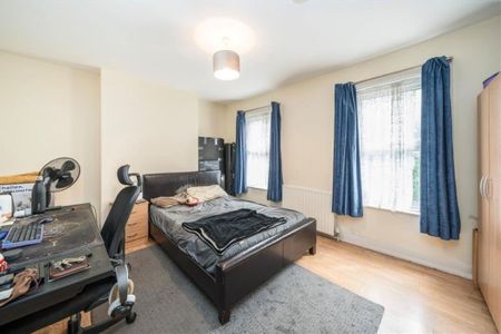 4 Bed Terraced House, Farmdale Road, SE10 - Photo 3