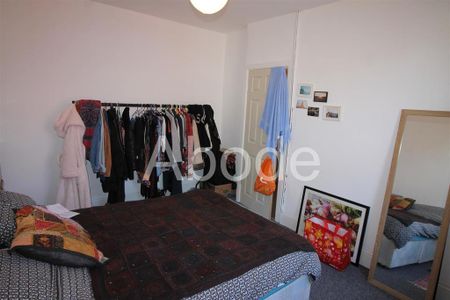 2 bedroom house to rent - Photo 2