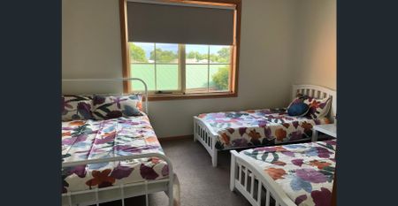 Serenity on Sturt - FULLY FURNISHED - Photo 3