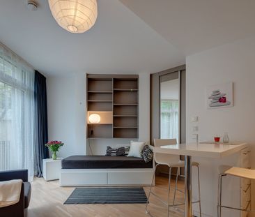 Modernly furnished 1-room apartment for rent - Foto 3