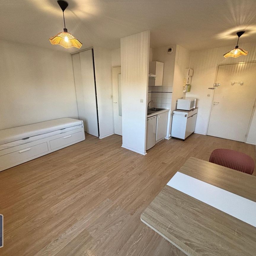 Location Appartement 1 pièce 23m² BORDEAUX 33000 - Photo 1