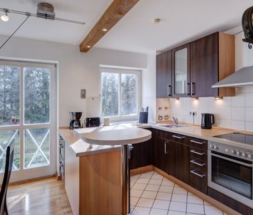 Sapcious 2-room apartment with duplex parking garage - Photo 6