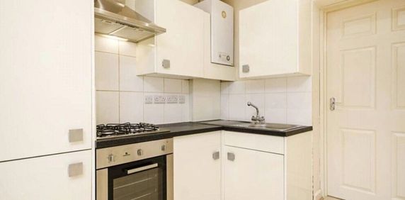 flat to rent - Photo 2