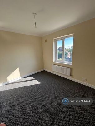 2 bedroom semi-detached house to rent - Photo 1