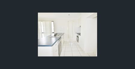 Low-Maintenance Family Home in Gracemere - Photo 4