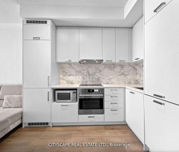 For Lease - 10 Honeycrisp Crescent Unit# 1516, Vaughan, Ontario - Photo 3