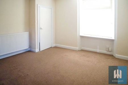 Prince Royd, Halifax Road, Birchencliffe, Huddersfield, HD3 - Photo 2