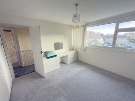 4 bedroom terraced house to rent - Photo 3