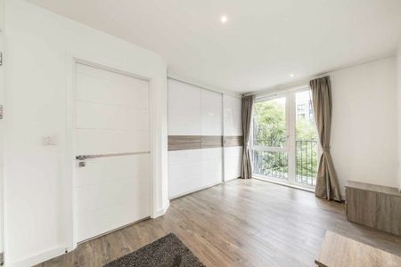 Ashton Reach, Surrey Quays, SE16 - Photo 2