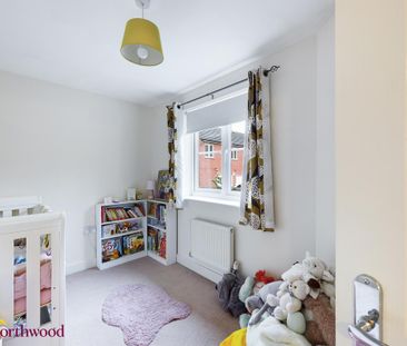 3 bedroom semi-detached house to rent - Photo 4