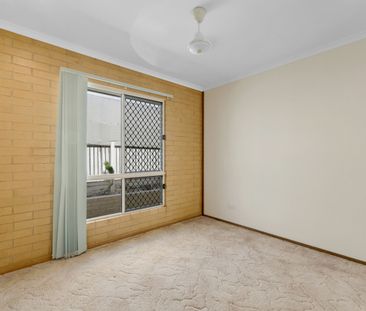 83 Emperor Drive, Andergrove - Photo 2